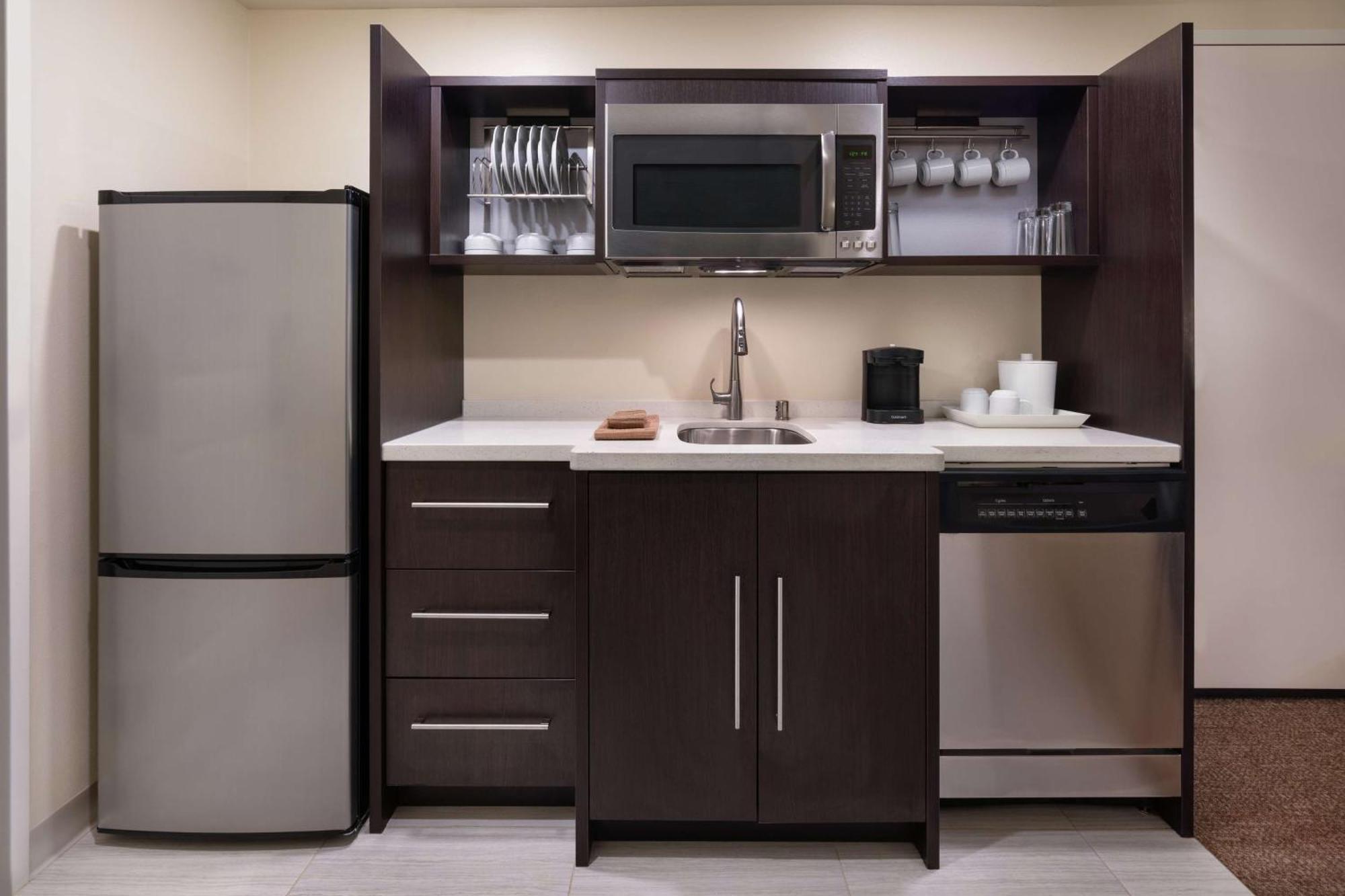 Home2 Suites By Hilton Anchorage/Midtown Kültér fotó